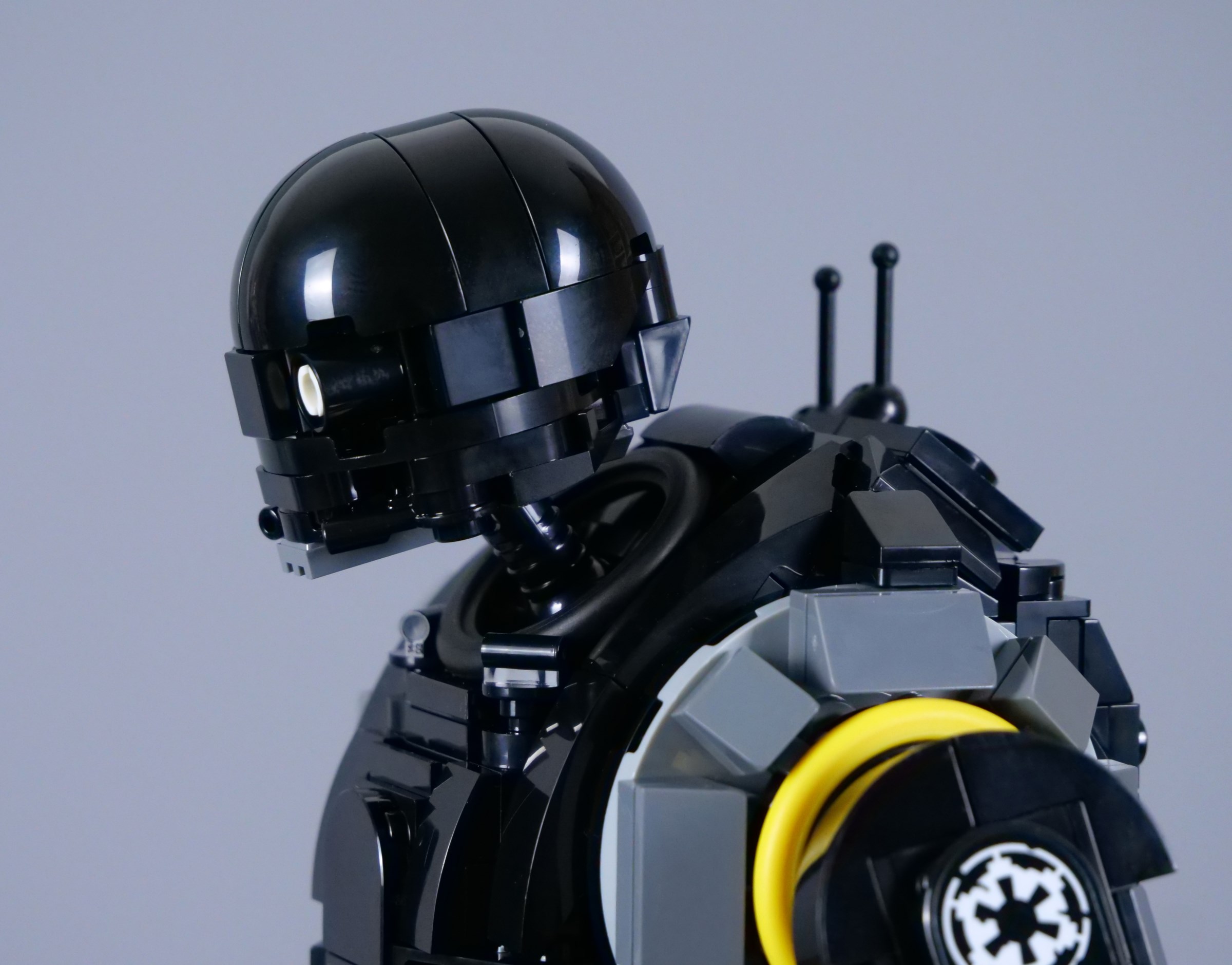 LEGO Star Wars 75434 K-2SO review | Brickset